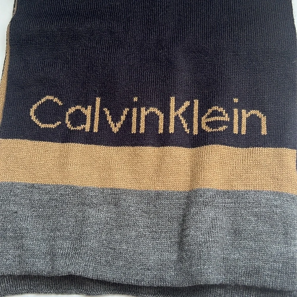 CALVIN KLEIN Men's SCARF Used